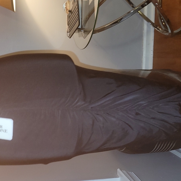 Forever 21 BLACK RUCHED KEYHOLD SLEEVE BLACK DRESS - Picture 6 of 8